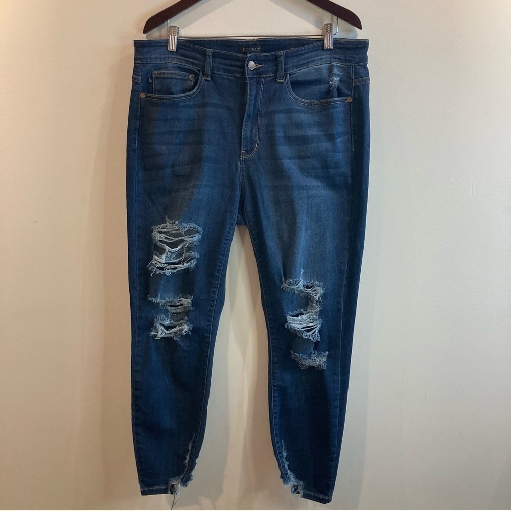 JUDY BLUE Sz 18W Distressed Chewed Hem Ankle Length Skinny Fit Mid Wash Jeans